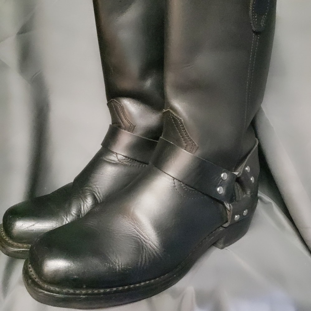 Mens Dingo Black Boot size 10.5D